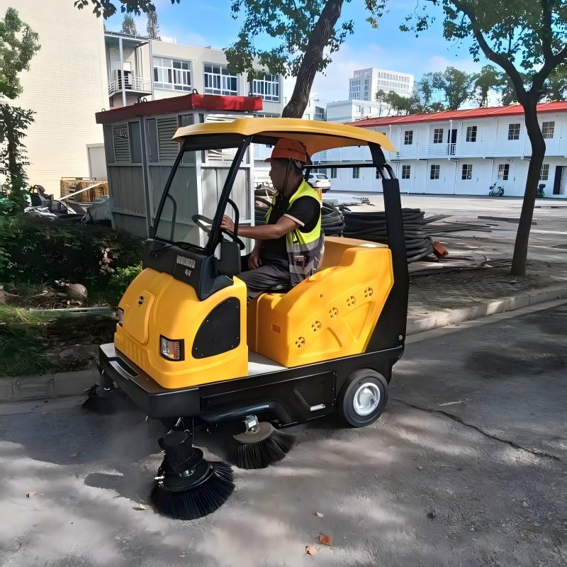 上海北湖建设工程有限公司MN-E800W驾驶型扫地机