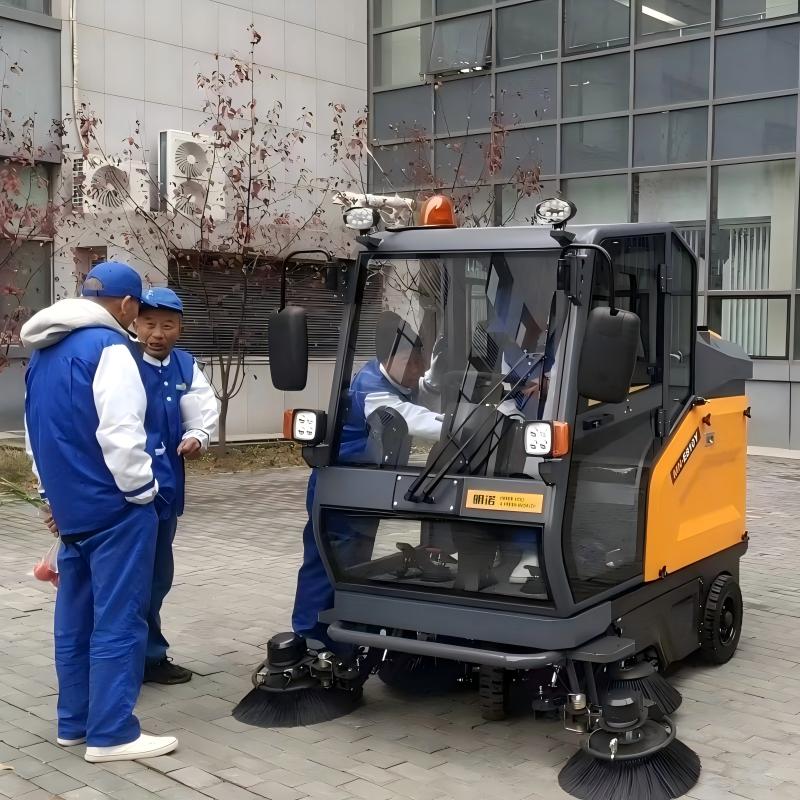 鄂尔多斯中心医院MN-E810FB大功率扫地机